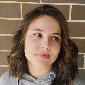 Meet your Posher, Meredith